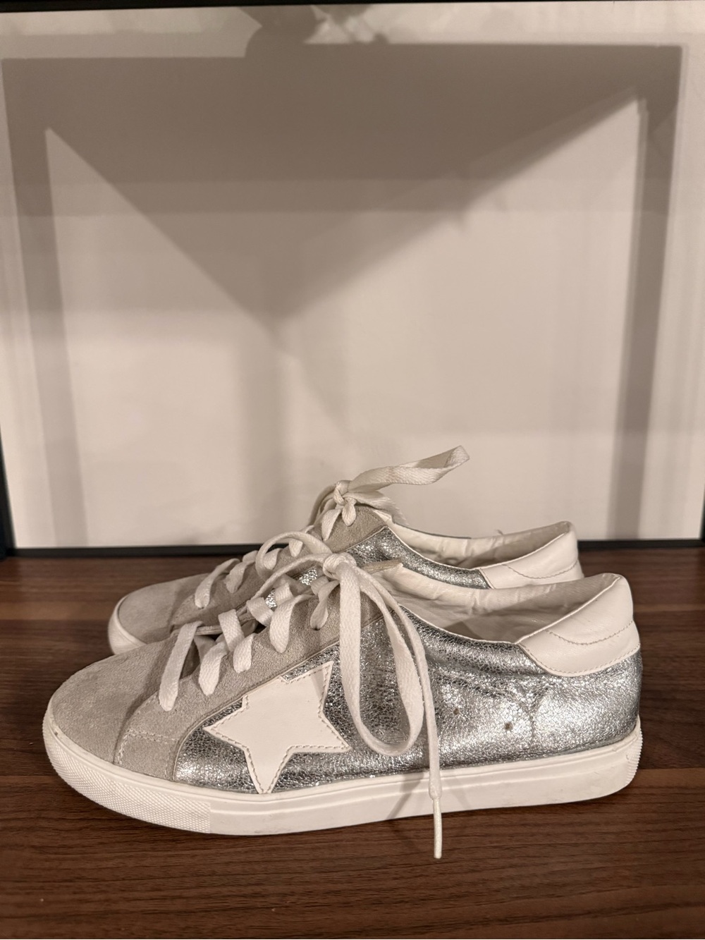 Women’s Metallic Silver Star Low-Top Sneakers